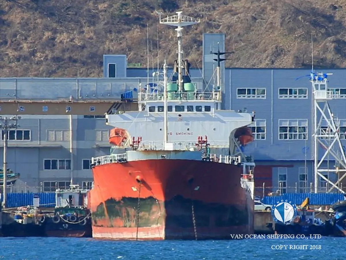Navio-tanque de óleo/produtos químicos à venda