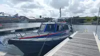 Navio de pesquisa à venda