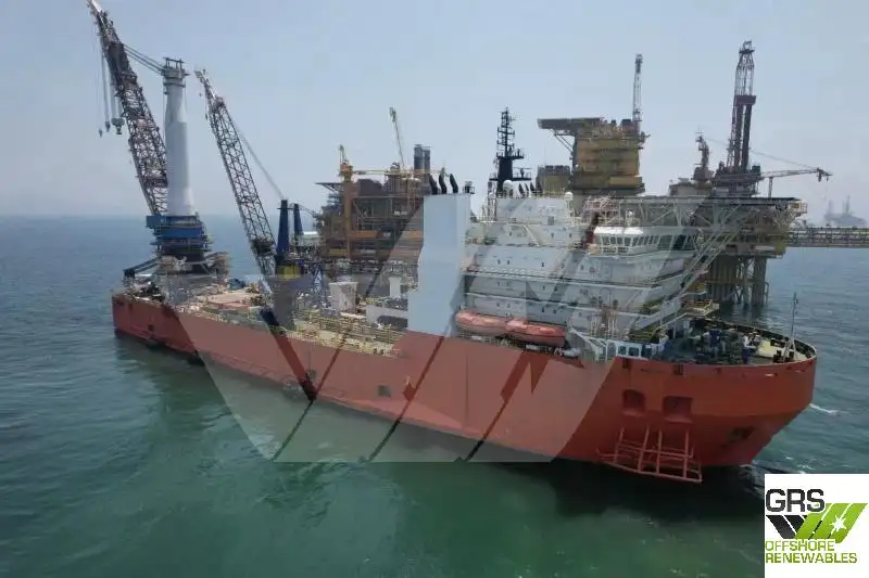 Navio guindaste à venda