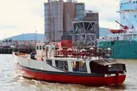 Navio de passageiros à venda