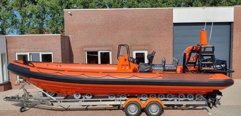 Bote inflável rígido à venda