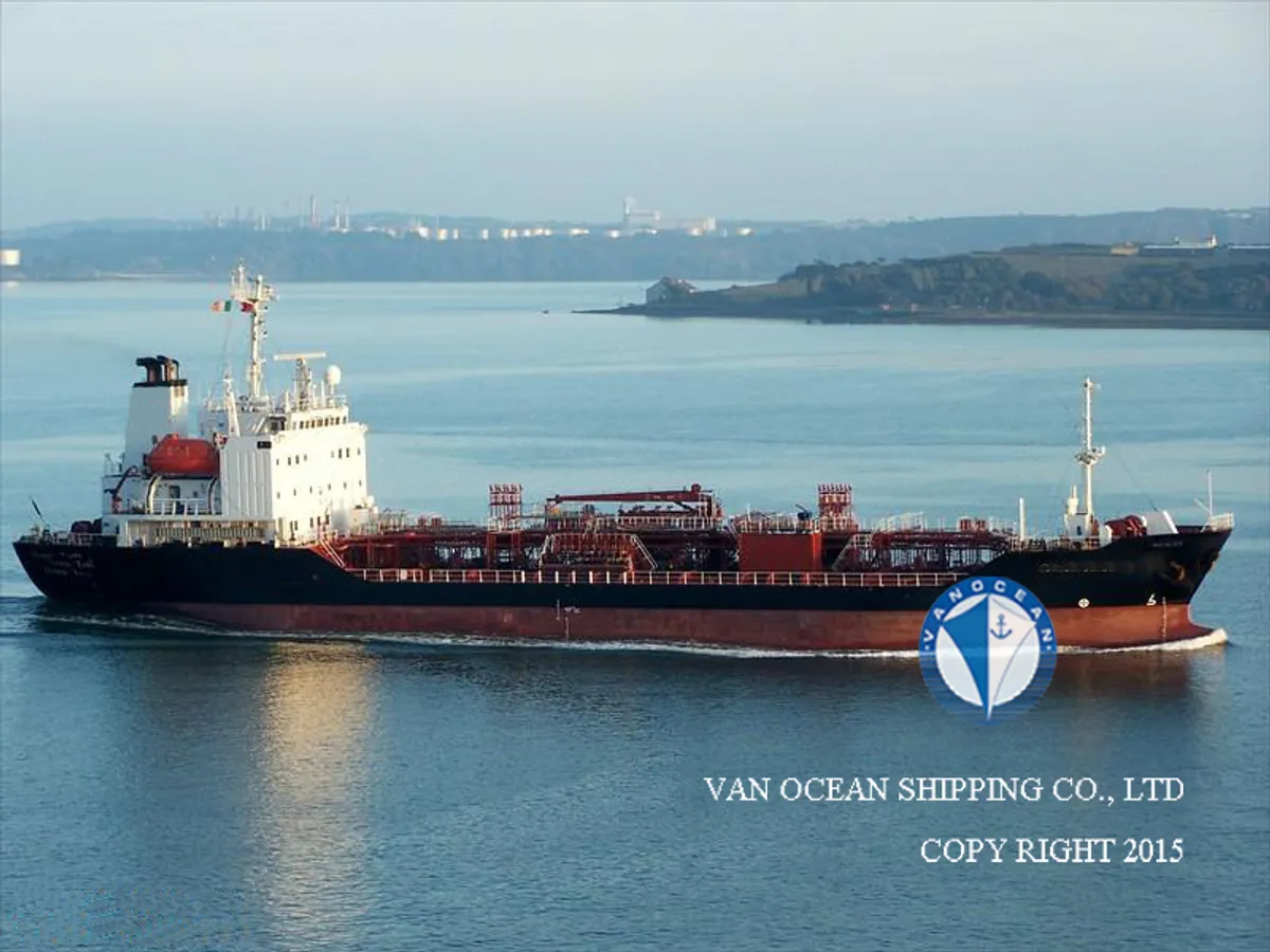 Navio-tanque de óleo/produtos químicos à venda
