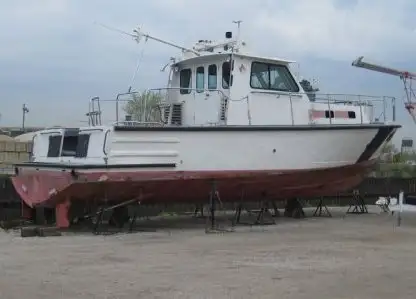 Navio de patrulha à venda