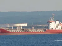 Navio-tanque de óleo/produtos químicos à venda