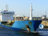 Navio-tanque de óleo/produtos químicos à venda