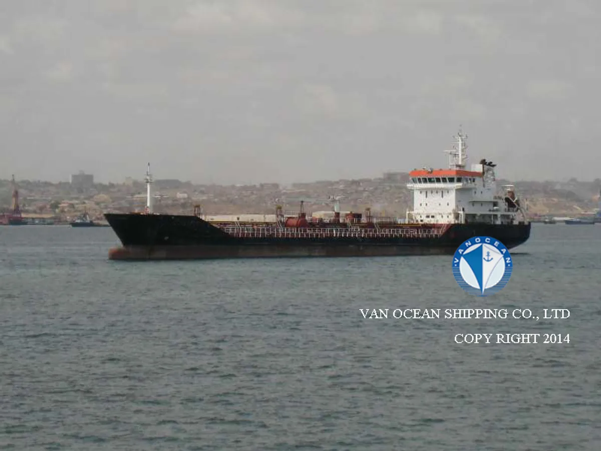 Navio-tanque de óleo/produtos químicos à venda