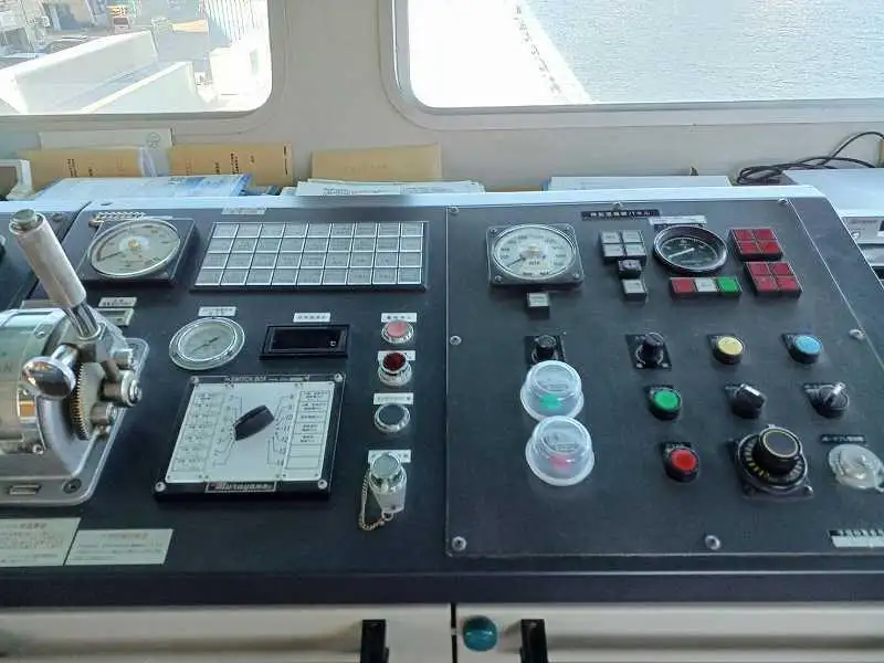 Navio graneleiro à venda