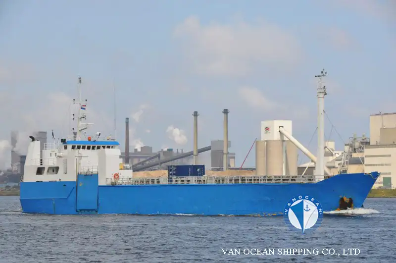 Navio frigorífico à venda