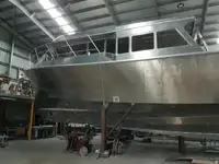 Barcos de trabalho à venda