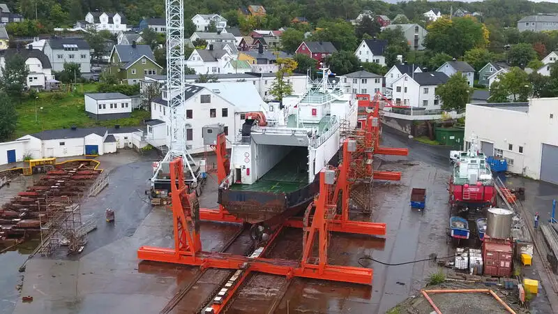 Navio graneleiro à venda