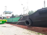 Oil/Chemical tanker à venda