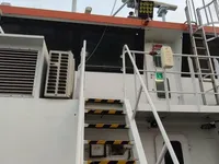 Barco de tripulação à venda