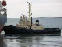 Rebocador à venda