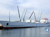 Navio frigorífico à venda