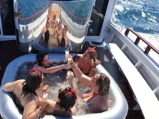 Navio de cruzeiro à venda