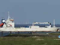 Navio frigorífico à venda