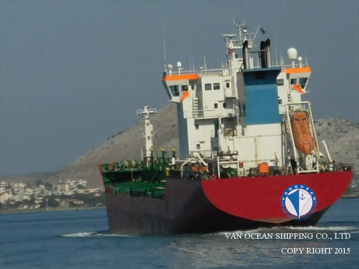 Navio-tanque de óleo/produtos químicos à venda