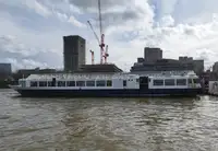 Navio de cruzeiro e ferry à venda