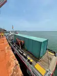 Navio porta-contêineres à venda