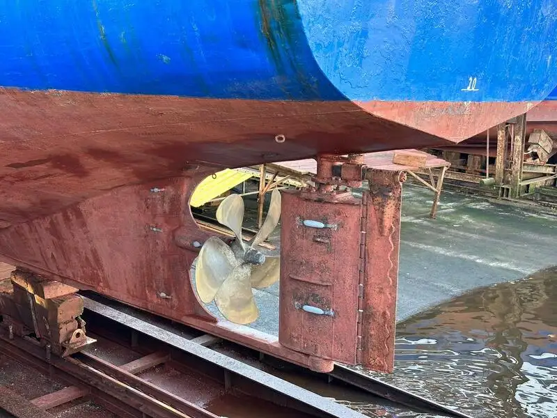 Navio graneleiro à venda