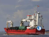Navio frigorífico à venda