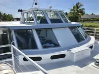 Catamarã à venda