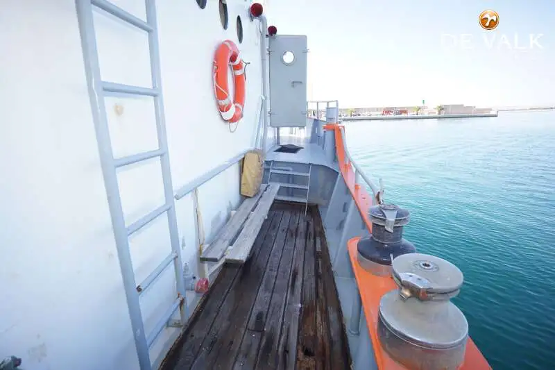 Navio de pesquisa à venda