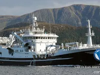 Navio de pesca de arrasto à venda