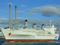 Navio frigorífico à venda