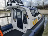 Navio porta-contêineres à venda