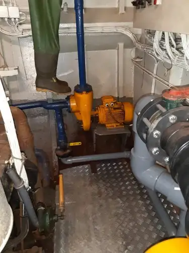 Navio de pesca de arrasto à venda