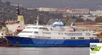 Navio de passageiros à venda