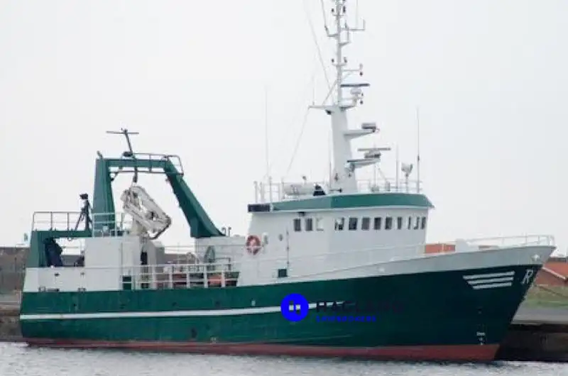 Navio de pesca de arrasto à venda
