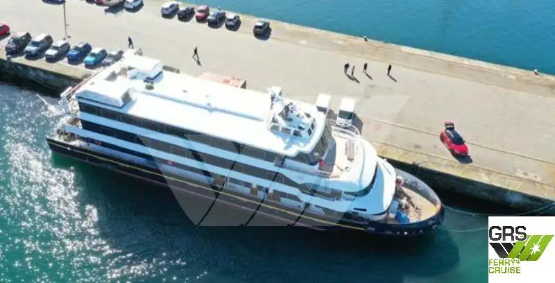 Navio de cruzeiro à venda