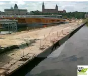 Barcaça à venda