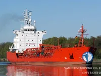 Navio-tanque de óleo/produtos químicos à venda