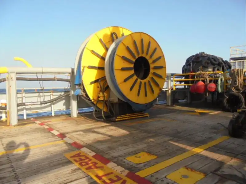 Navio frigorífico à venda