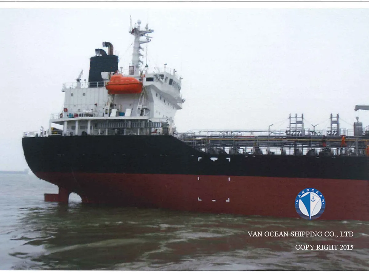 Navio-tanque de óleo/produtos químicos à venda