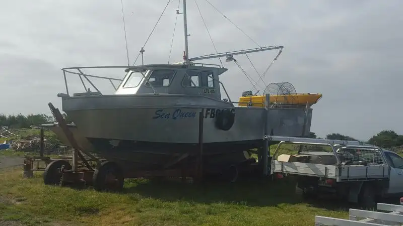 Navio de pesca de arrasto à venda