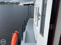 Rebocador à venda