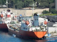 Navio-tanque de óleo/produtos químicos à venda