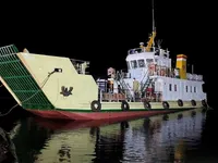 Balsa de desembarque, tanque à venda
