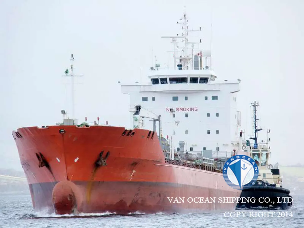 Navio-tanque de óleo/produtos químicos à venda