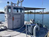 Balsa de desembarque, tanque à venda