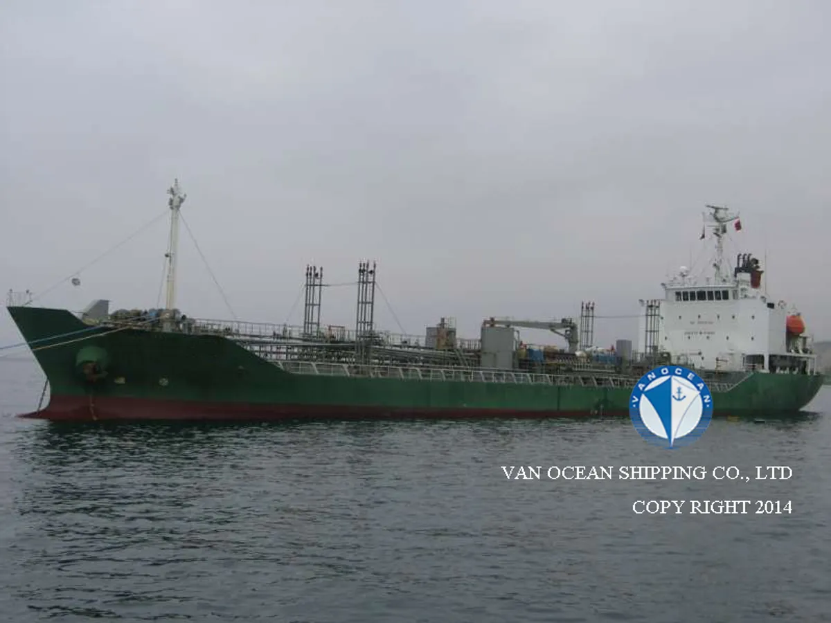 Navio-tanque de óleo/produtos químicos à venda