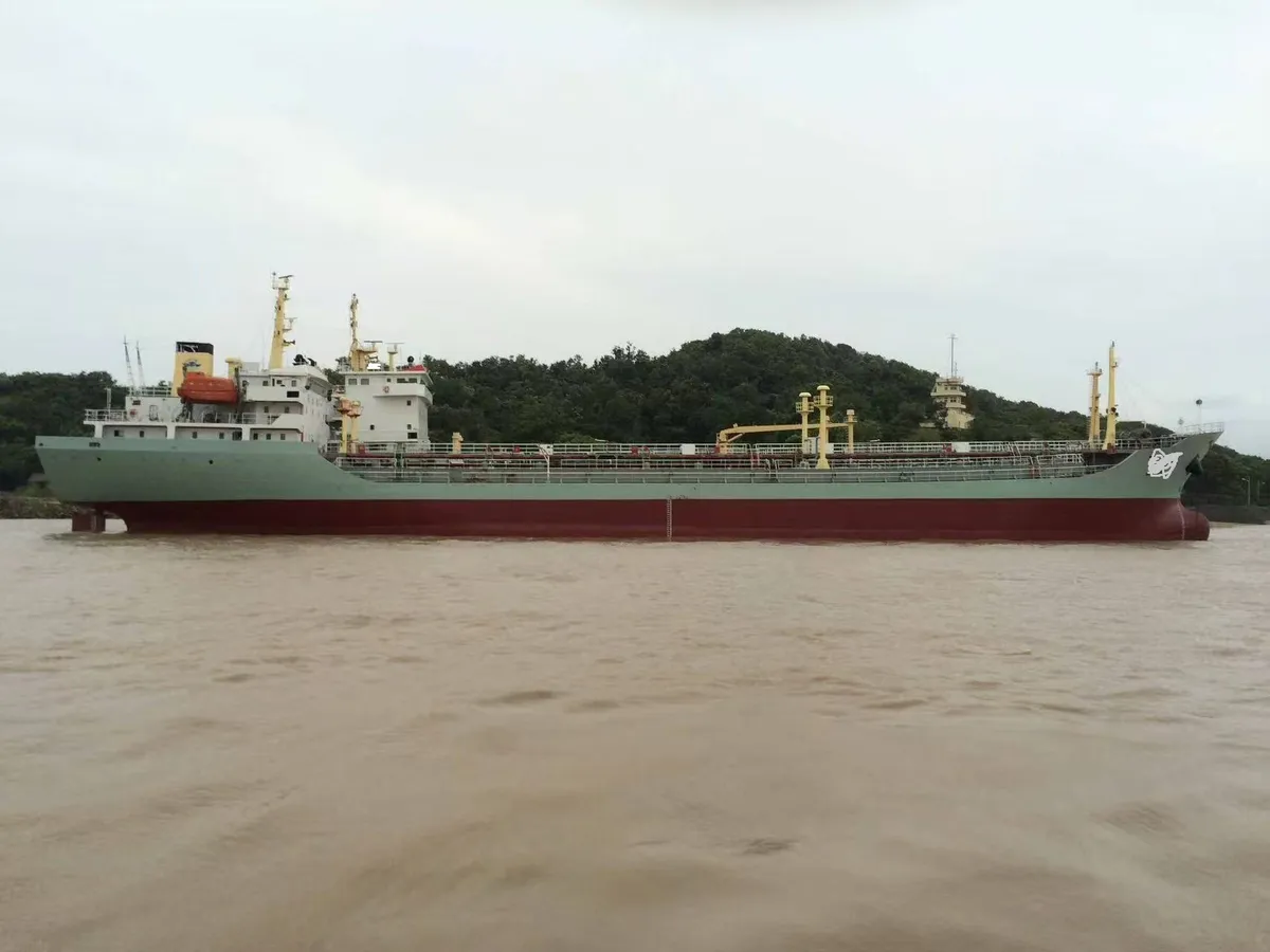 Navio-tanque de produtos alimentícios à venda