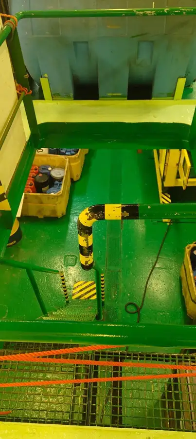 Navio de abastecimento à venda