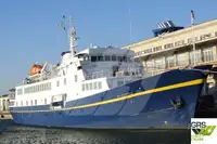 Navio de passageiros à venda