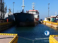Navio-tanque de óleo/produtos químicos à venda