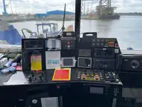 Navio porta-contêineres à venda